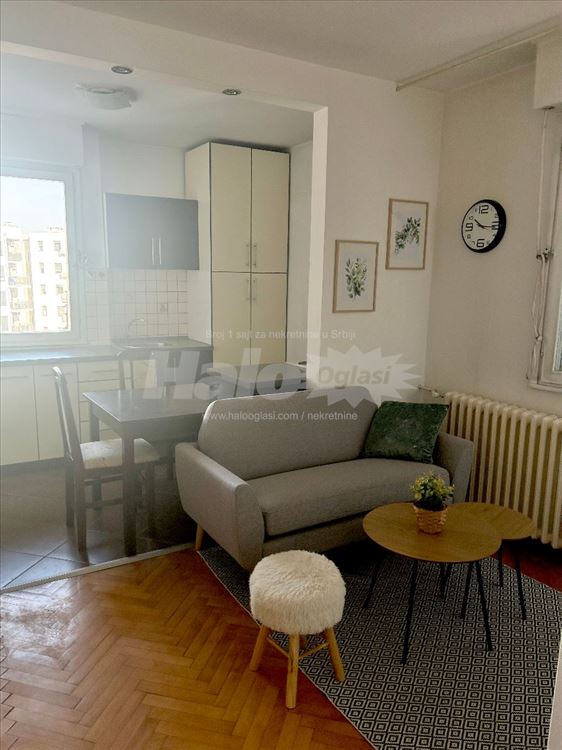 Dvosoban stan na odličnoj lokaciji na NBgd — 8