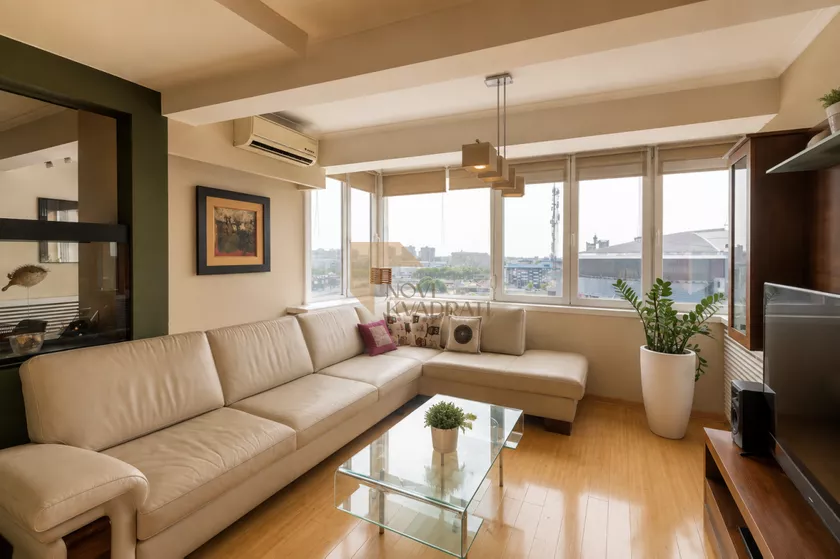 Dvosoban stan na prodaju, Antifašističke Borbe 4, 258.000€, 65m² — 2