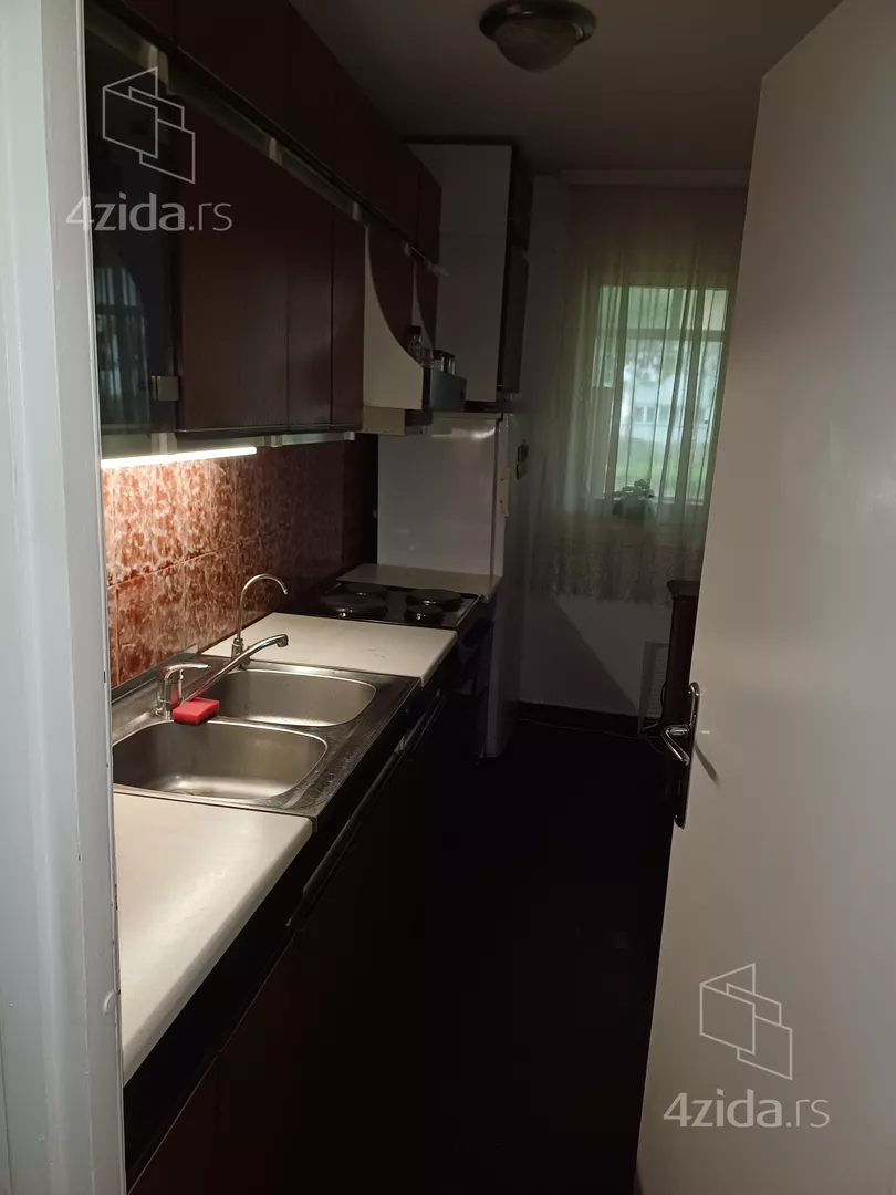 Dvosoban stan na prodaju, Batajnica, 167.900€, 73m² — 4