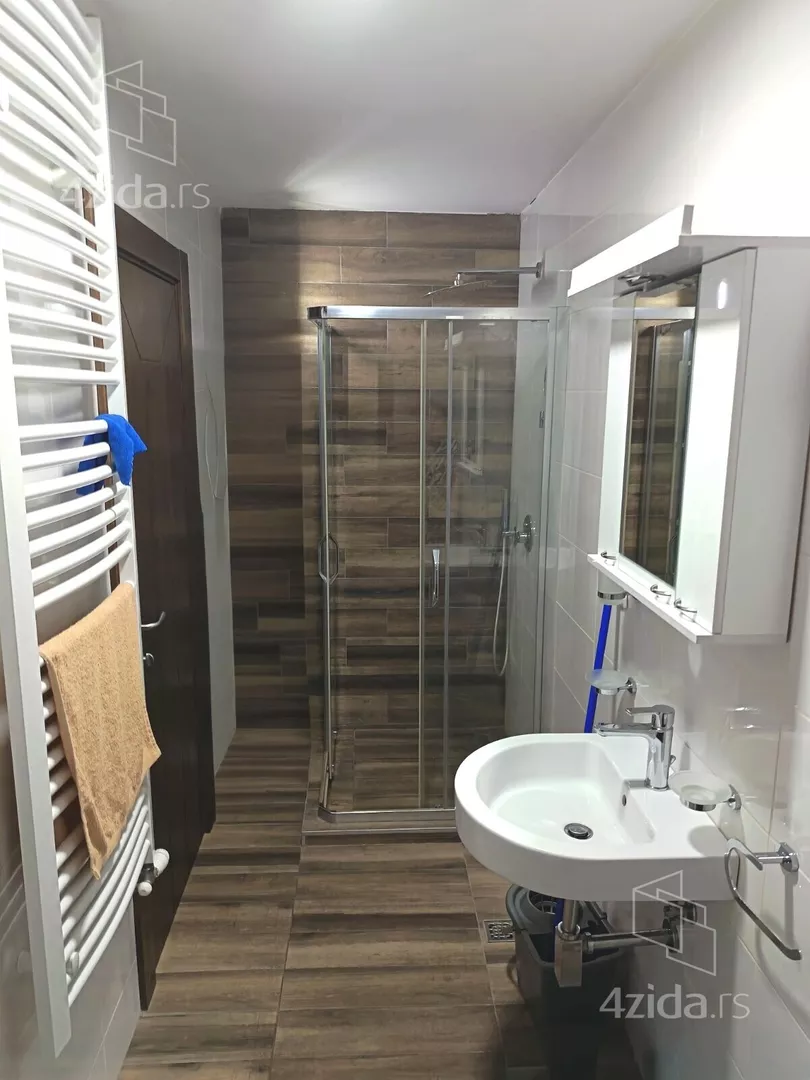 Dvosoban stan na prodaju, Dr Velizara Kosanovića 56, 212.000€, 59m² — 13