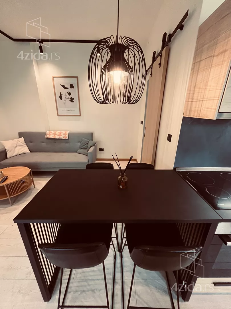 Dvosoban stan na prodaju, Golsvordijeva, 199.000€, 40m² — 3