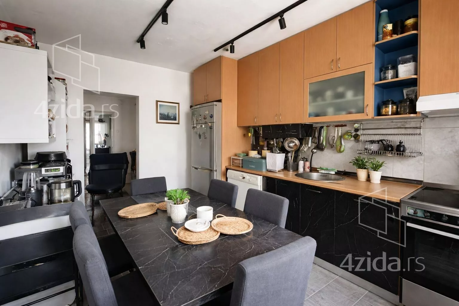Dvosoban stan na prodaju, Karaburma, 159.900€, 62m² — 2