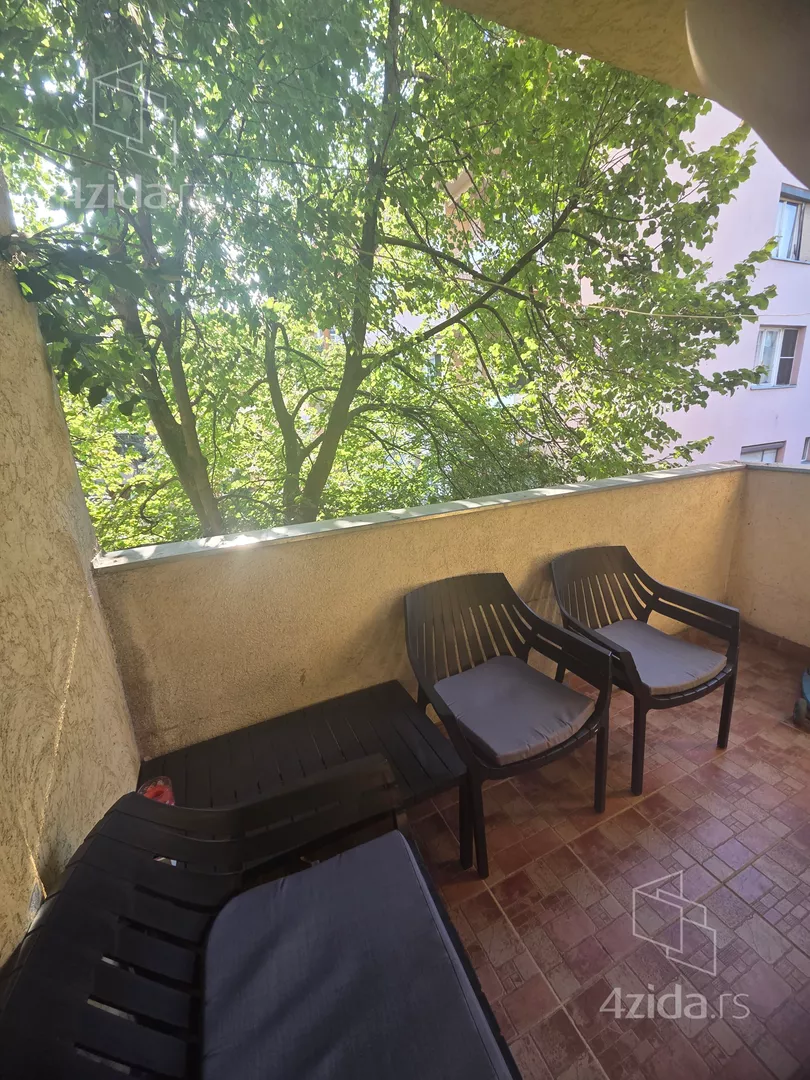 Dvosoban stan na prodaju, Karaburma, 168.000€, 53m² — 3
