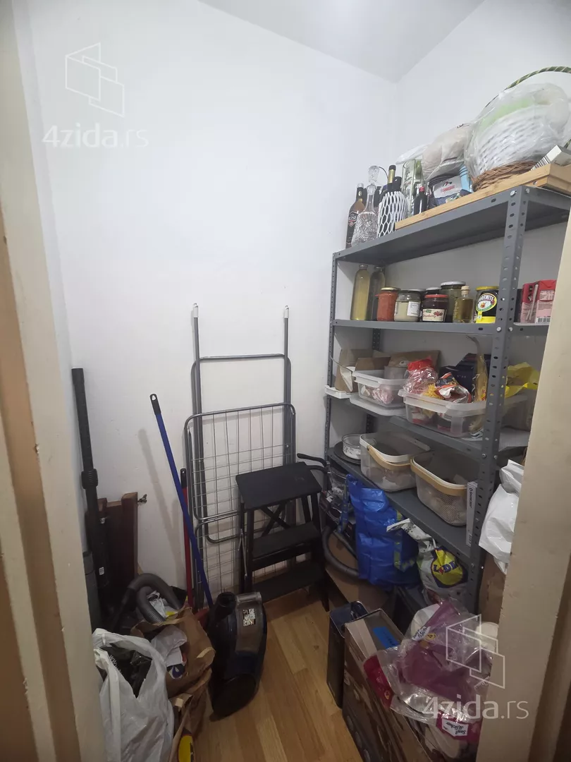 Dvosoban stan na prodaju, Karaburma, 168.000€, 53m² — 12