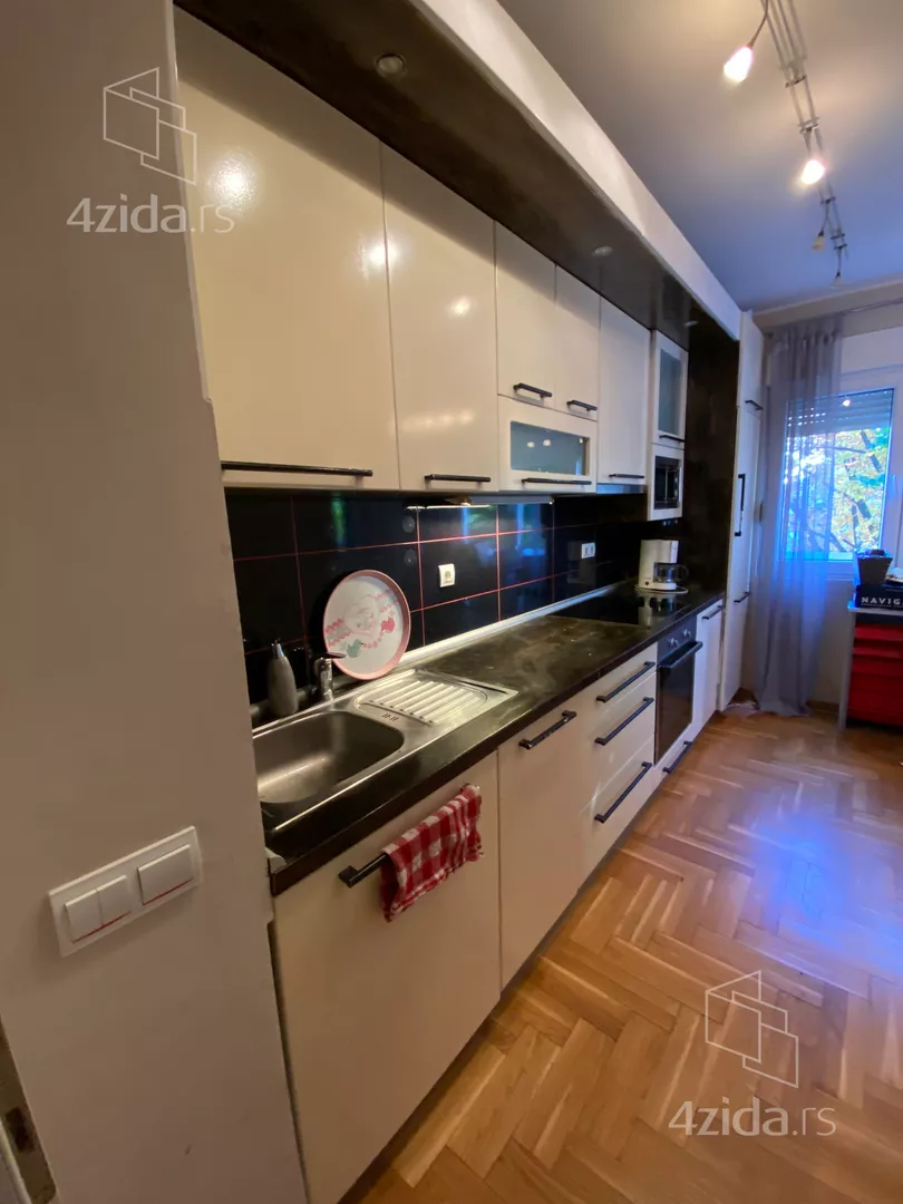 Dvosoban stan na prodaju, Kumodraška 115, 192.000€, 55m² — 5