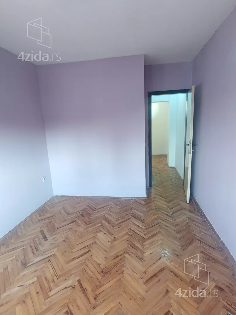 Dvosoban stan na prodaju, Maršala Tita 60, 65.000€, 49m² — 13