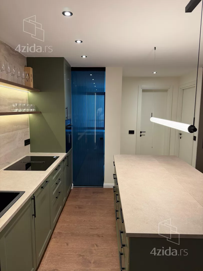 Dvosoban stan na prodaju, Marine Veličković 18, 240.000€, 72m² — 5