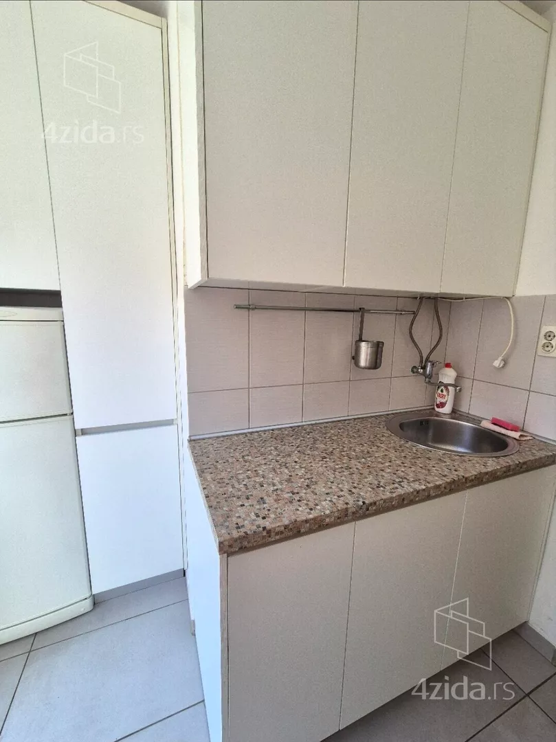 Dvosoban stan na prodaju, Milovana Šaranovića, 140.000€, 48m² — 5