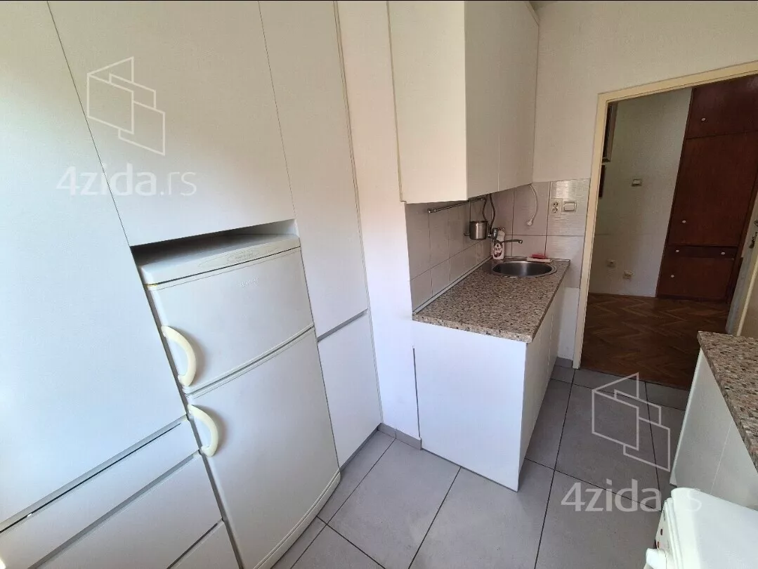 Dvosoban stan na prodaju, Milovana Šaranovića, 140.000€, 48m² — 6