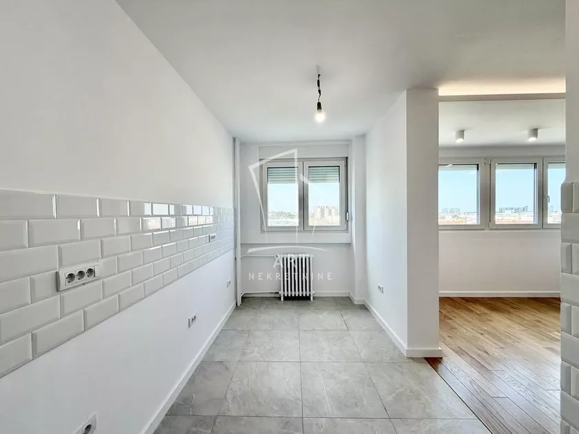 Dvosoban stan na prodaju, Milutina Milankovića, 195.000€, 62m² — 5