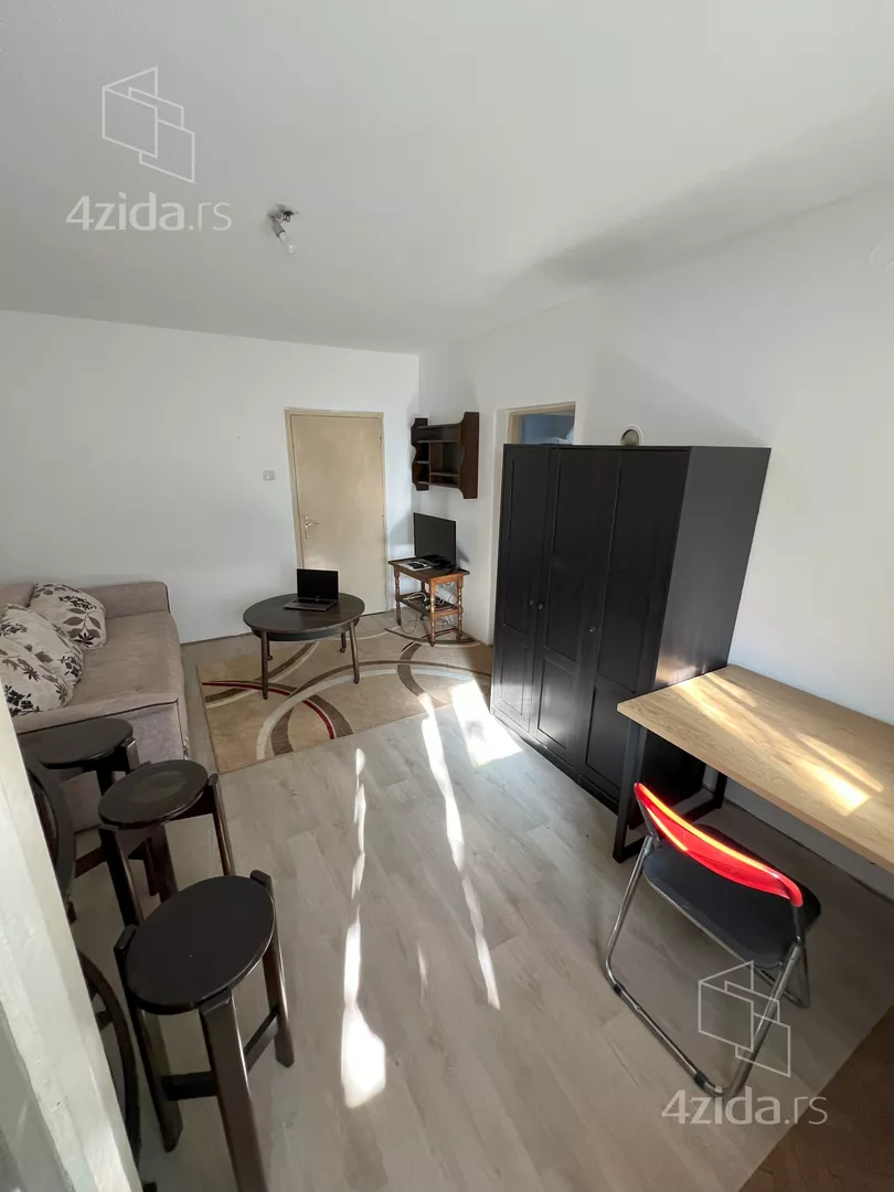 Dvosoban stan na prodaju, Pera Ćetkovića 22, 137.500€, 62m² — 5