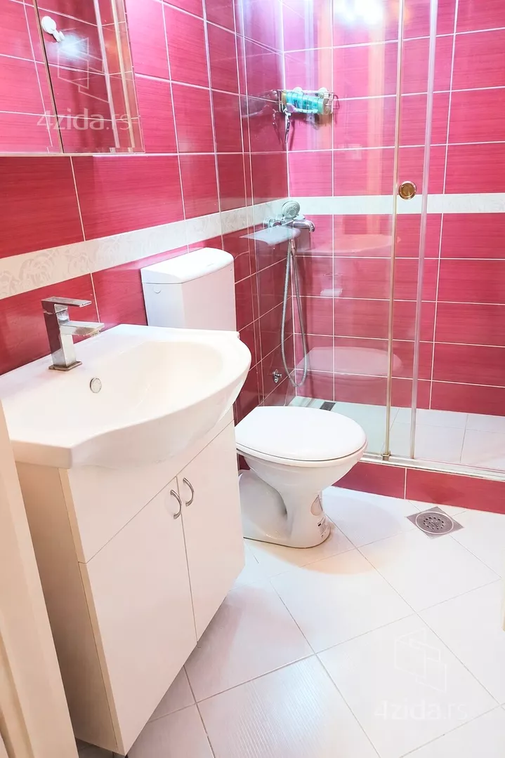 Dvosoban stan na prodaju, Skender-Begova, 298.500€, 49m² — 5