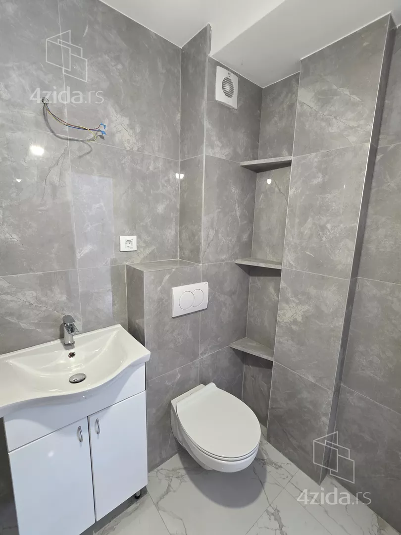 Dvosoban stan na prodaju, Višnjička Banja, 167.000€, 78m² — 6