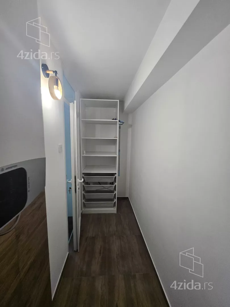 Dvosoban stan na prodaju, Vladimira Popovića, 279.000€, 103m² — 4