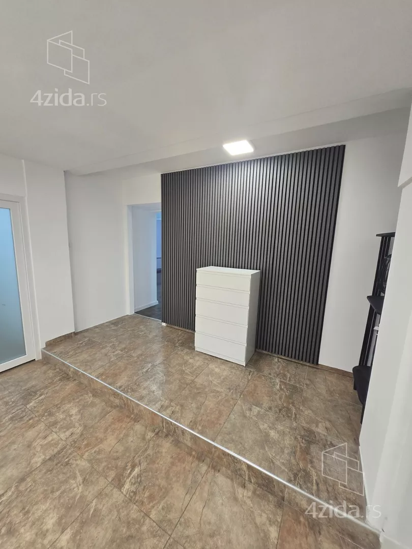 Dvosoban stan na prodaju, Vladimira Popovića, 279.000€, 103m² — 9