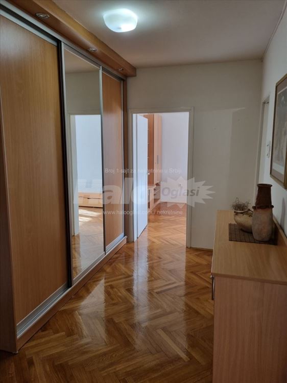 Dvosoban stan Novi Beograd Hotel Jugoslavija — 13