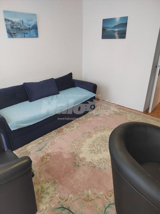 Dvosoban stan- Novi Beograd — 7