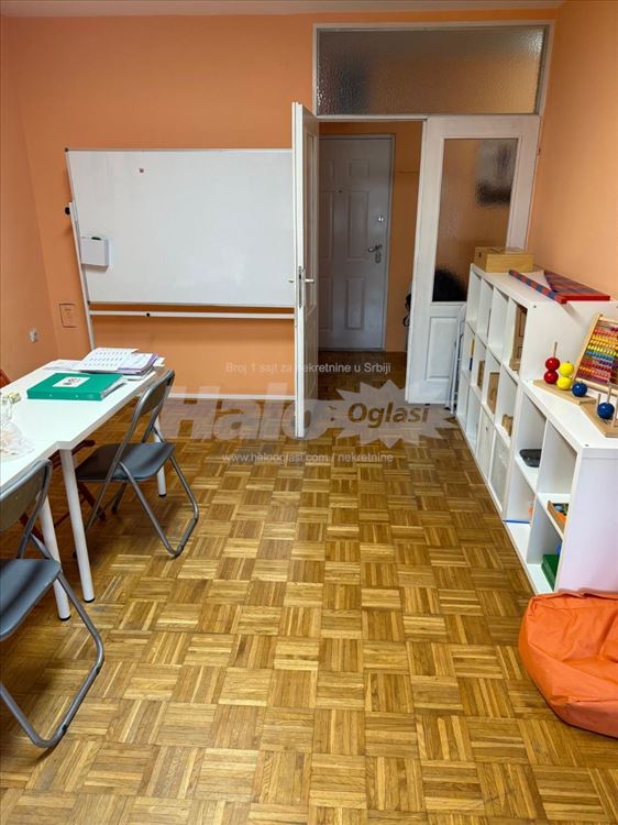 Dvosoban stan - Radnička, 64,5 m2 — 4