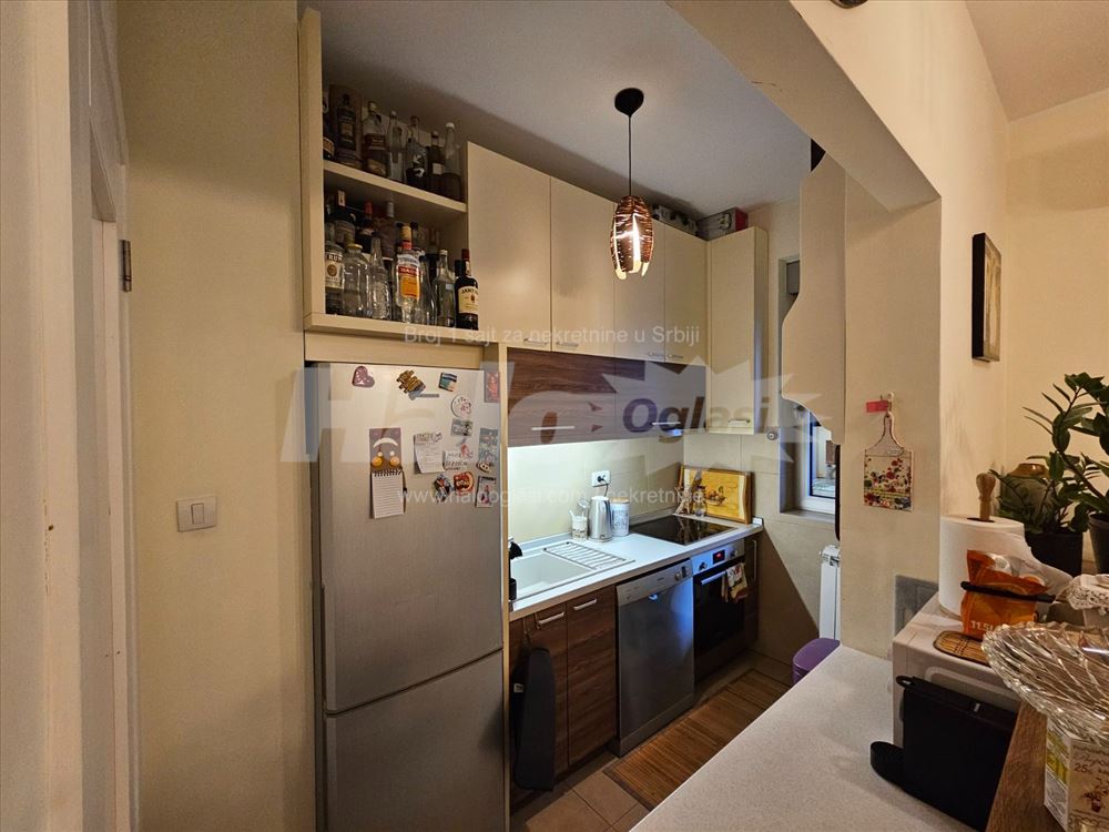 Dvosoban stan sa garažom na Banovom brdu, 53 mkv — 5