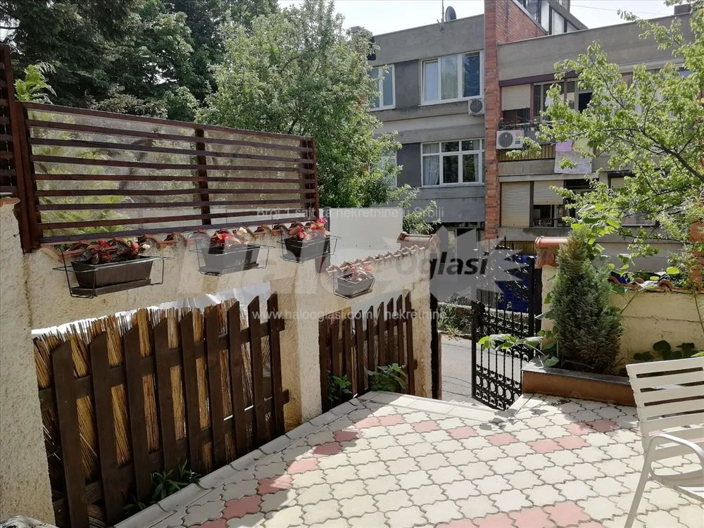Dvosoban stan sa zasebnim dvorištem - Košutnjak — 10