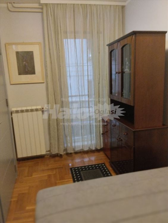 Dvosoban stan u centru grada — 4