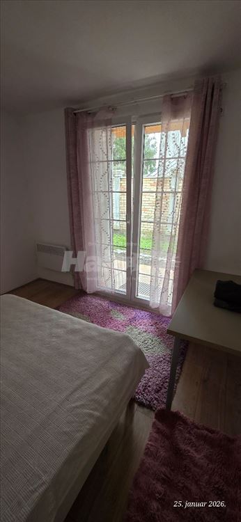 Dvosoban stan u kući sa dvorištem — 12