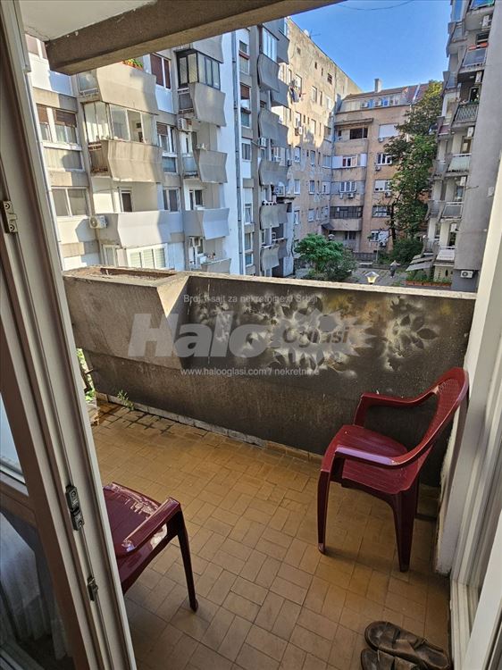 Dvosoban stan u Resavskoj, odlična lokacija — 6