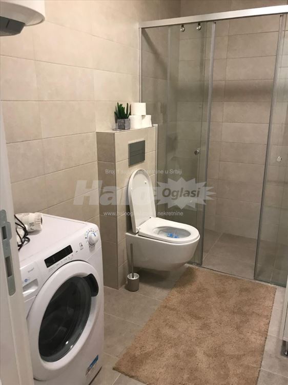 Dvosoban stan u vojvodjanskoj 7, novi beograd — 5