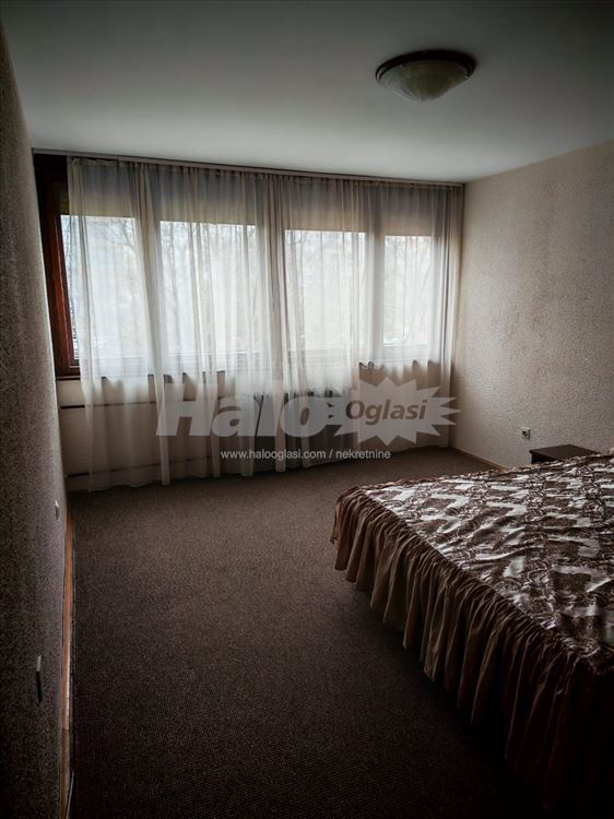 Dvosoban stan ugao Ustanicke i Vojislava Ilica — 12