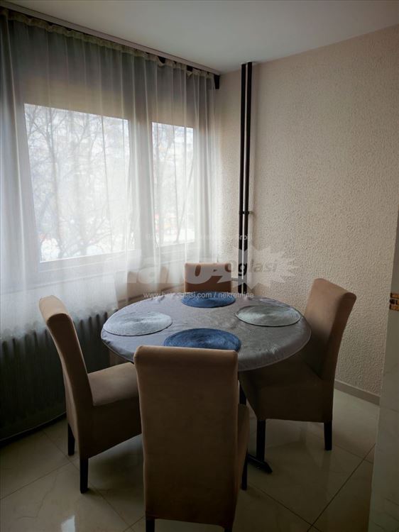 Dvosoban stan ugao Ustanicke i Vojislava Ilica — 14