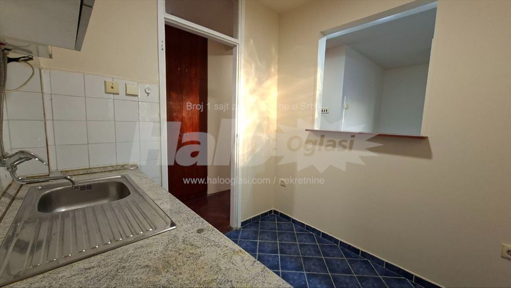 Dvosoban stan, Čukarica, Žarkovo — 12