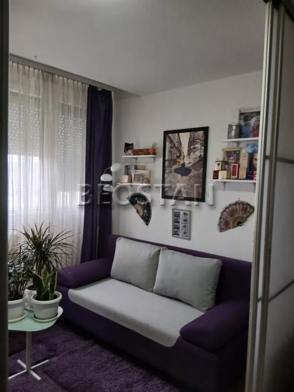 Dvosoban stan za izdavanje, Blok 1 - Fontana, 750€, 56m² — 2