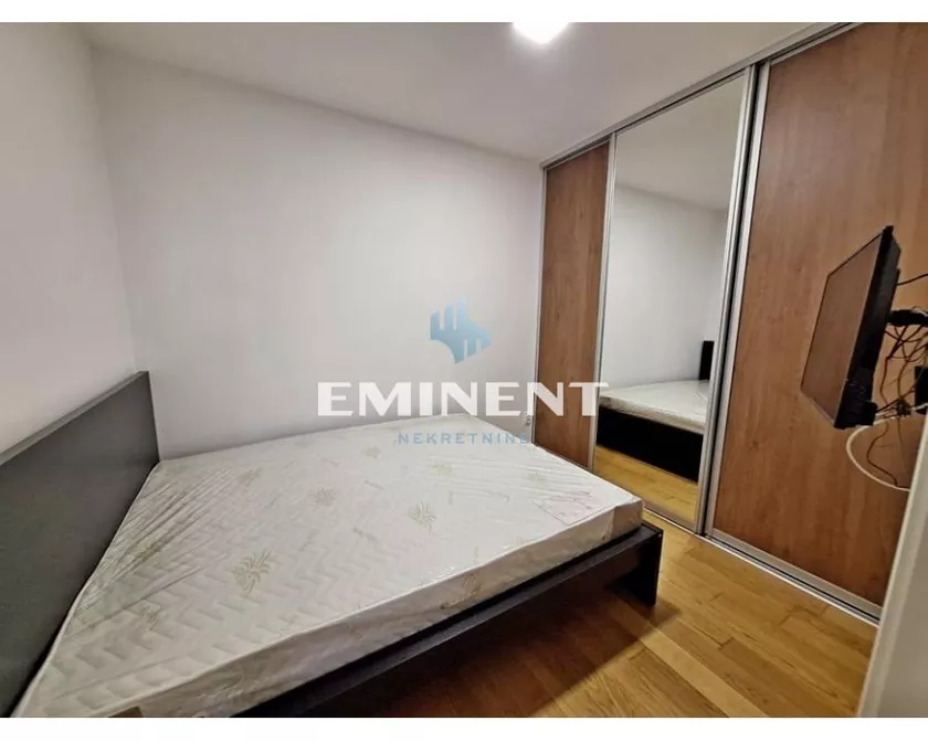 Dvosoban stan za izdavanje, Blok 45, 580€, 55m² — 5