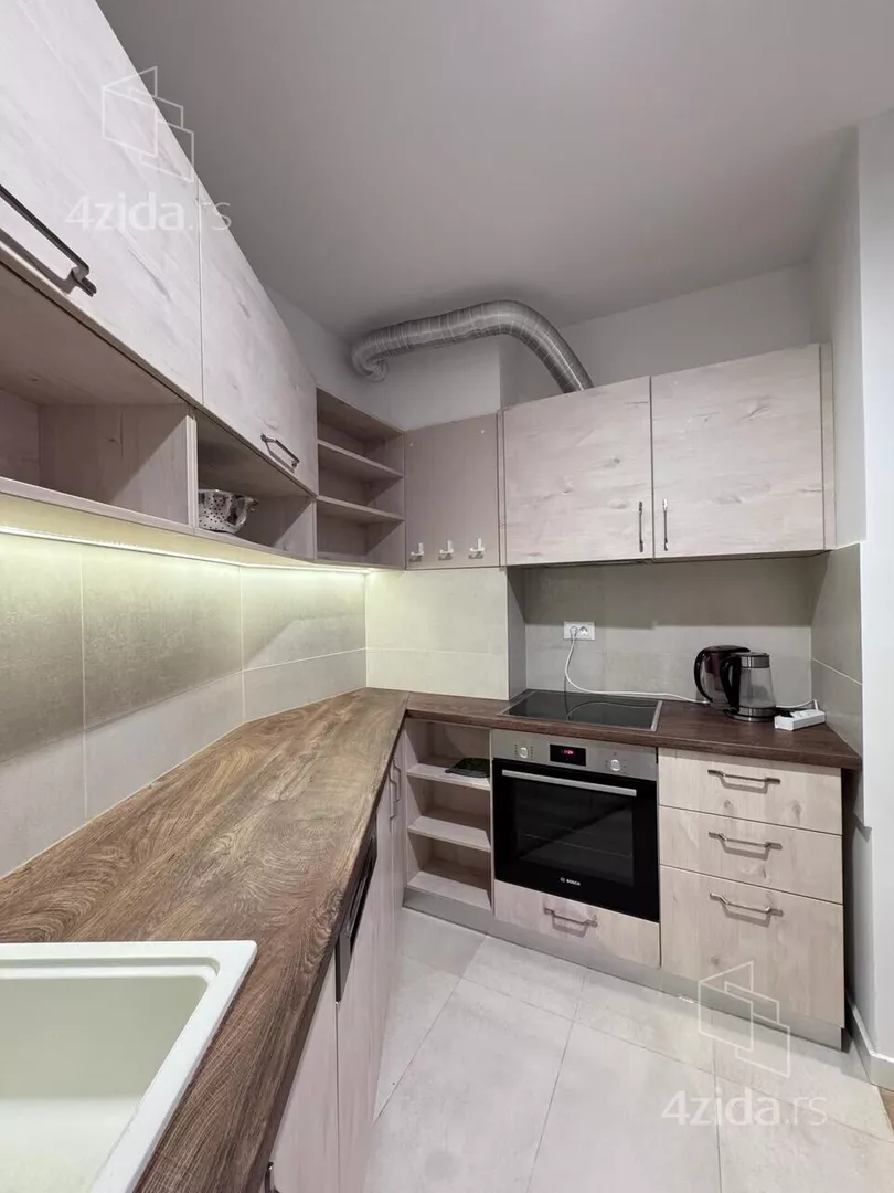 Dvosoban stan za izdavanje, Bulevar Vojvode Bojovića 14, 999€, 56m² — 6