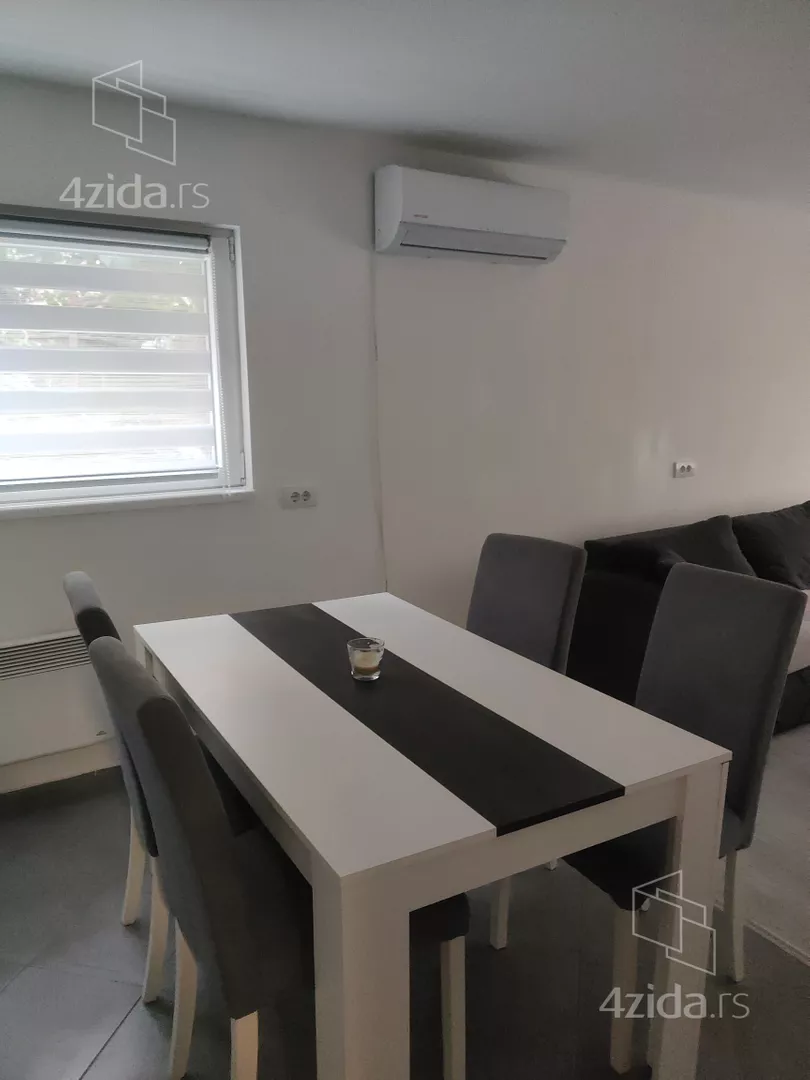 Dvosoban stan za izdavanje, Centar, 350€, 50m² — 6