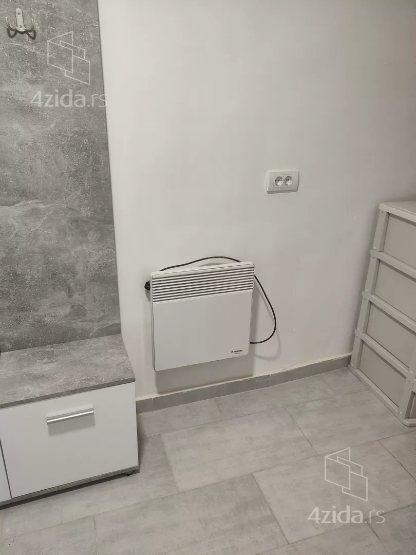 Dvosoban stan za izdavanje, Centar, 350€, 50m² — 15