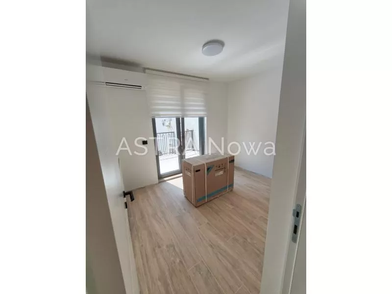 Dvosoban stan za izdavanje, Crveni Krst Vračar, 700€, 40m² — 4