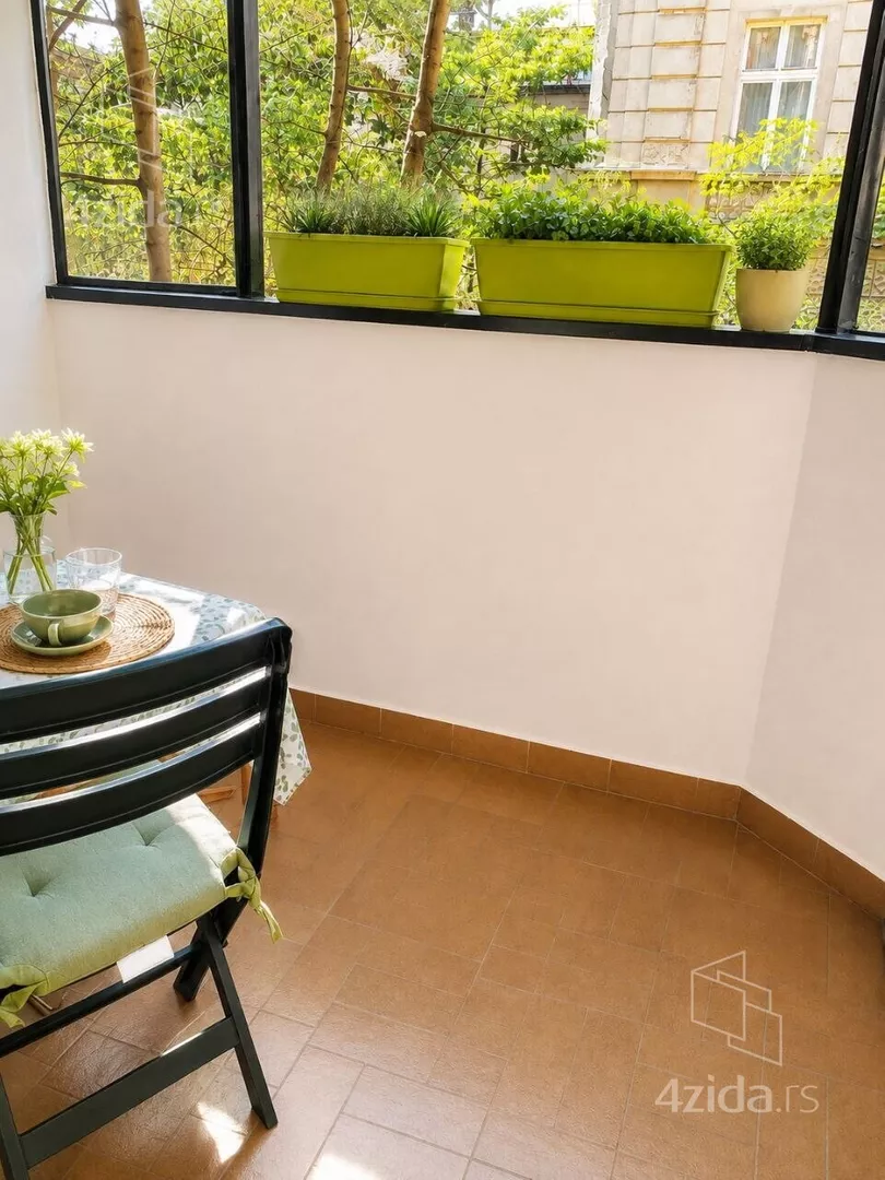Dvosoban stan za izdavanje, Dobračina, 800€, 62m² — 5