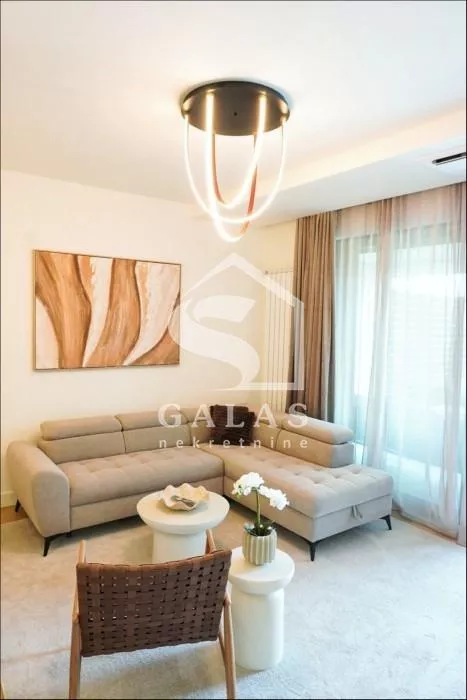 Dvosoban stan za izdavanje, Đorđa Stanojevića 37B, 1.000€, 47m² — 2
