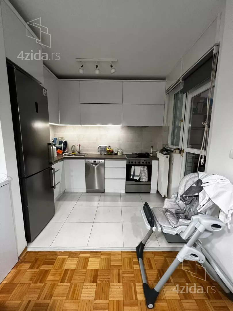 Dvosoban stan za izdavanje, Dušana Radovića 7a, 700€, 57m² — 11