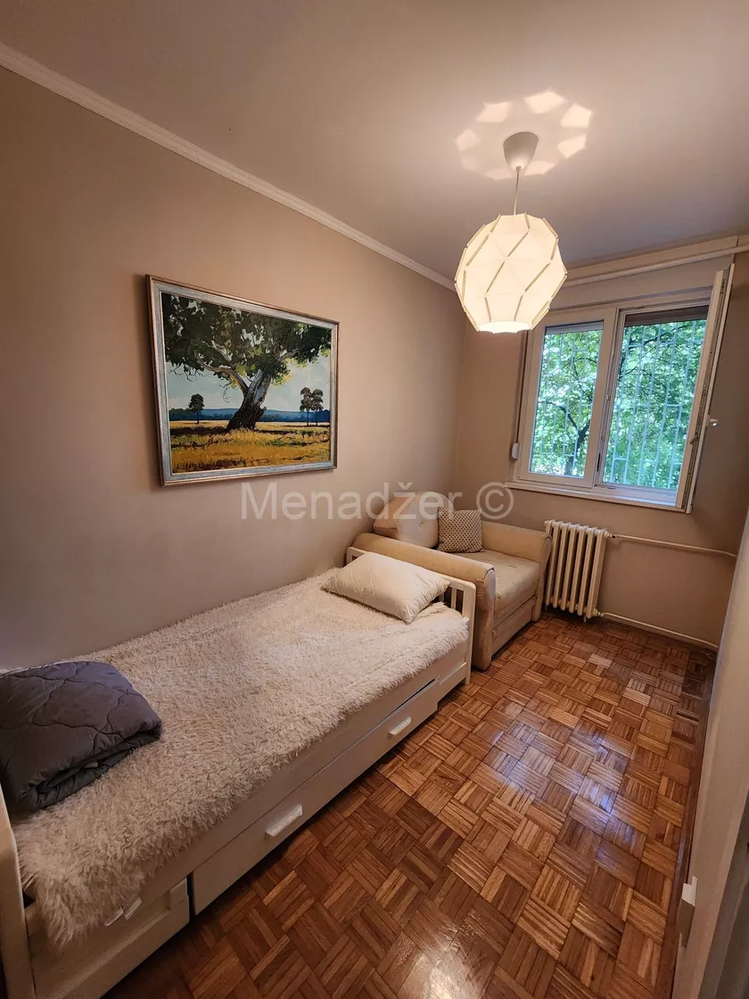Dvosoban stan za izdavanje, Dubrovačka 24, 660€, 44m² — 3