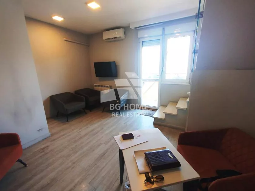 Dvosoban stan za izdavanje, Đuke Dinić, 550€, 50m² — 4