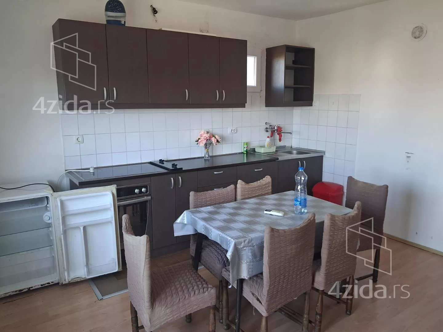 Dvosoban stan za izdavanje, Čedomira Popovića 6, 320€, 63m² — 8