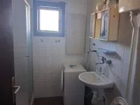 Dvosoban stan za izdavanje, Čedomira Popovića 6, 320€, 63m² — 11