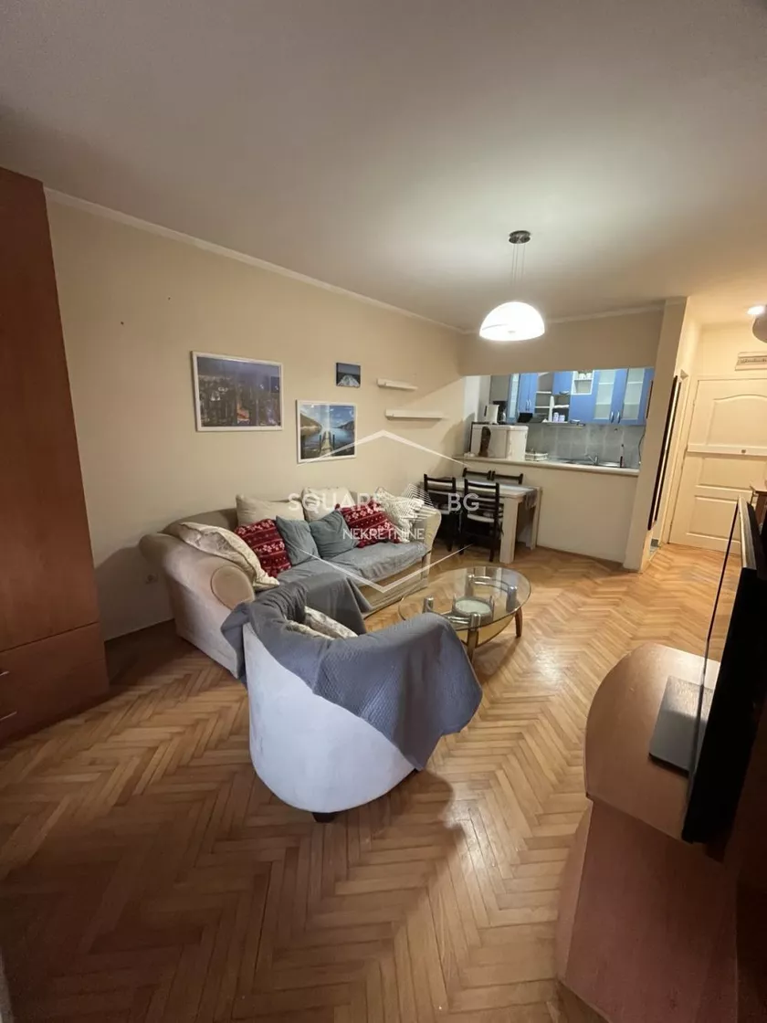 Dvosoban stan za izdavanje, Generala Aračića, 550€, 52m² — 2