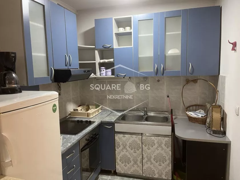 Dvosoban stan za izdavanje, Generala Aračića, 550€, 52m² — 4