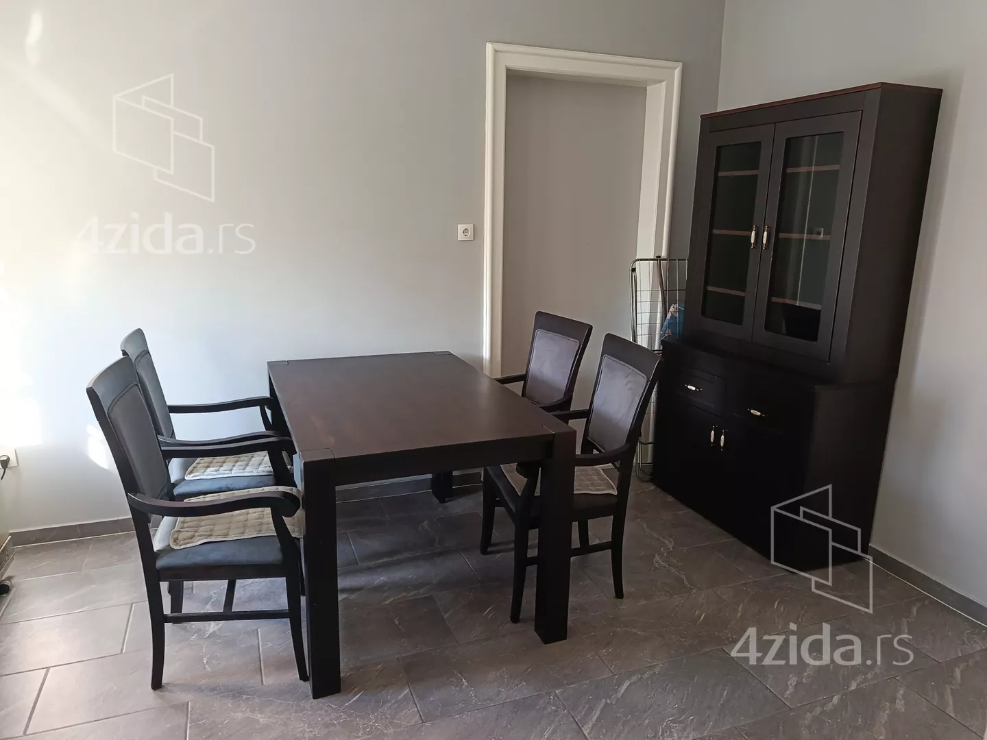 Dvosoban stan za izdavanje, Gorana Kovačića, 600€, 52m² — 3