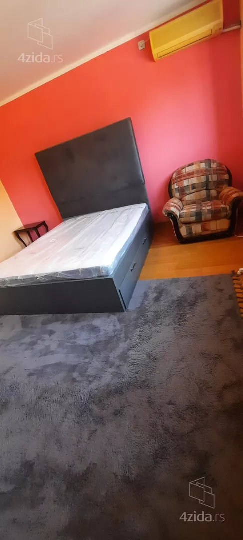Dvosoban stan za izdavanje, Gornjogradska, 450€, 52m² — 11