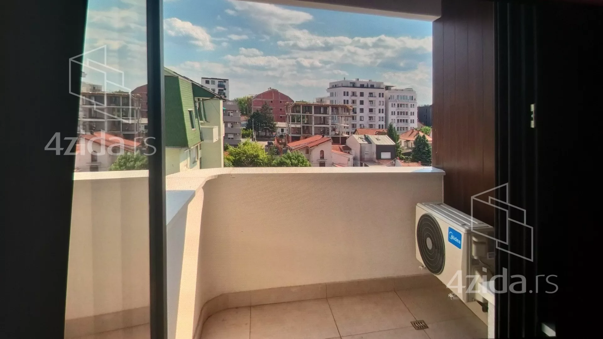 Dvosoban stan za izdavanje, Gospodara Vučića, 900€, 61m² — 12