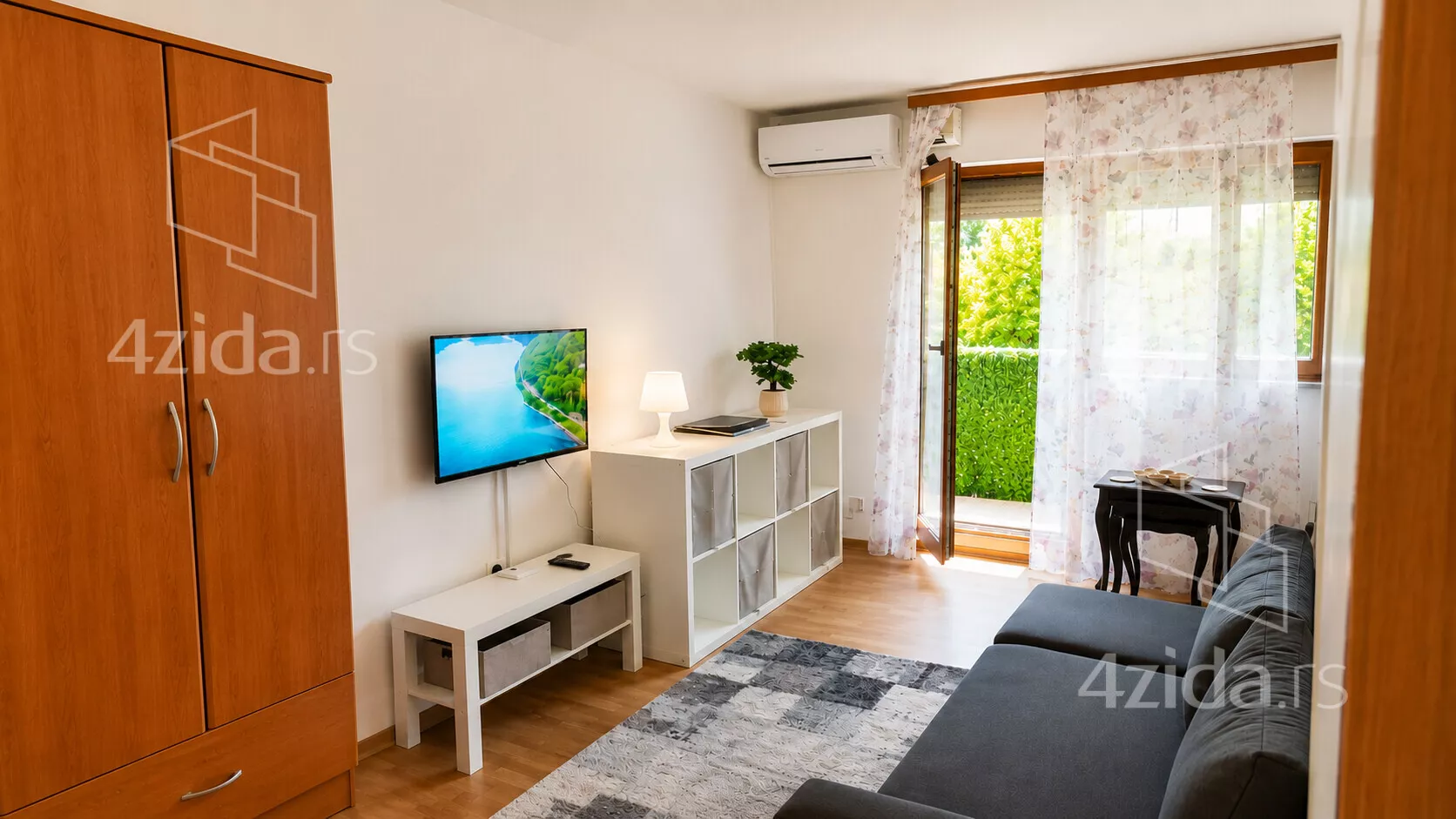 Dvosoban stan za izdavanje, Kajuhova, 320€, 40m² — 9